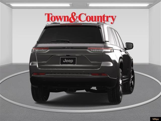 new 2025 Jeep Grand Cherokee car, priced at $47,490