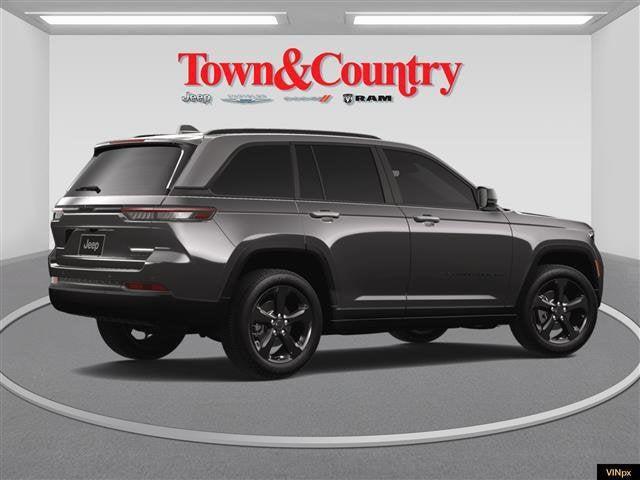 new 2025 Jeep Grand Cherokee car, priced at $47,490