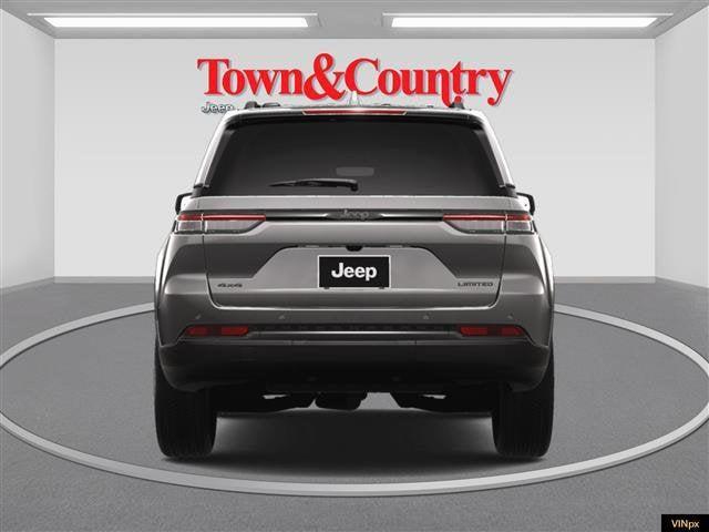 new 2025 Jeep Grand Cherokee car, priced at $47,490