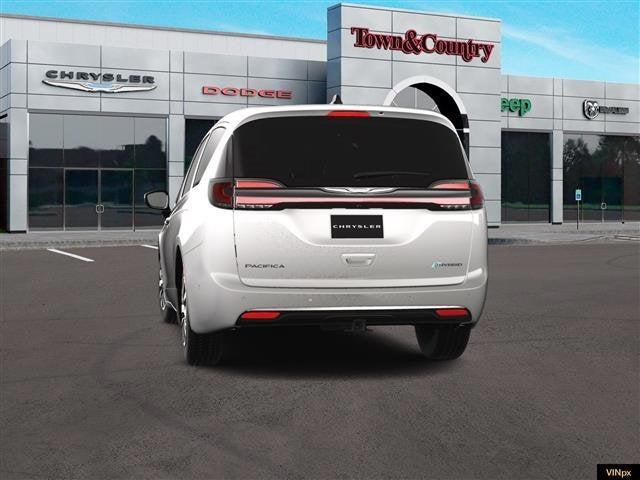 new 2025 Chrysler Pacifica Hybrid car, priced at $47,030