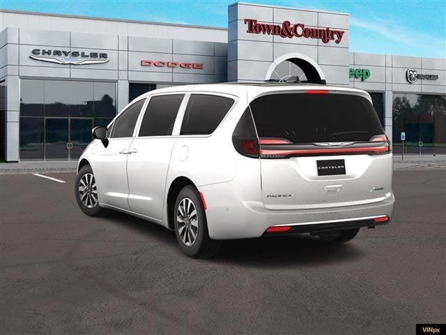 new 2025 Chrysler Pacifica Hybrid car, priced at $47,030