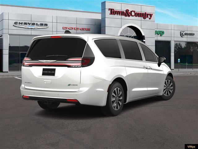 new 2025 Chrysler Pacifica Hybrid car, priced at $49,576