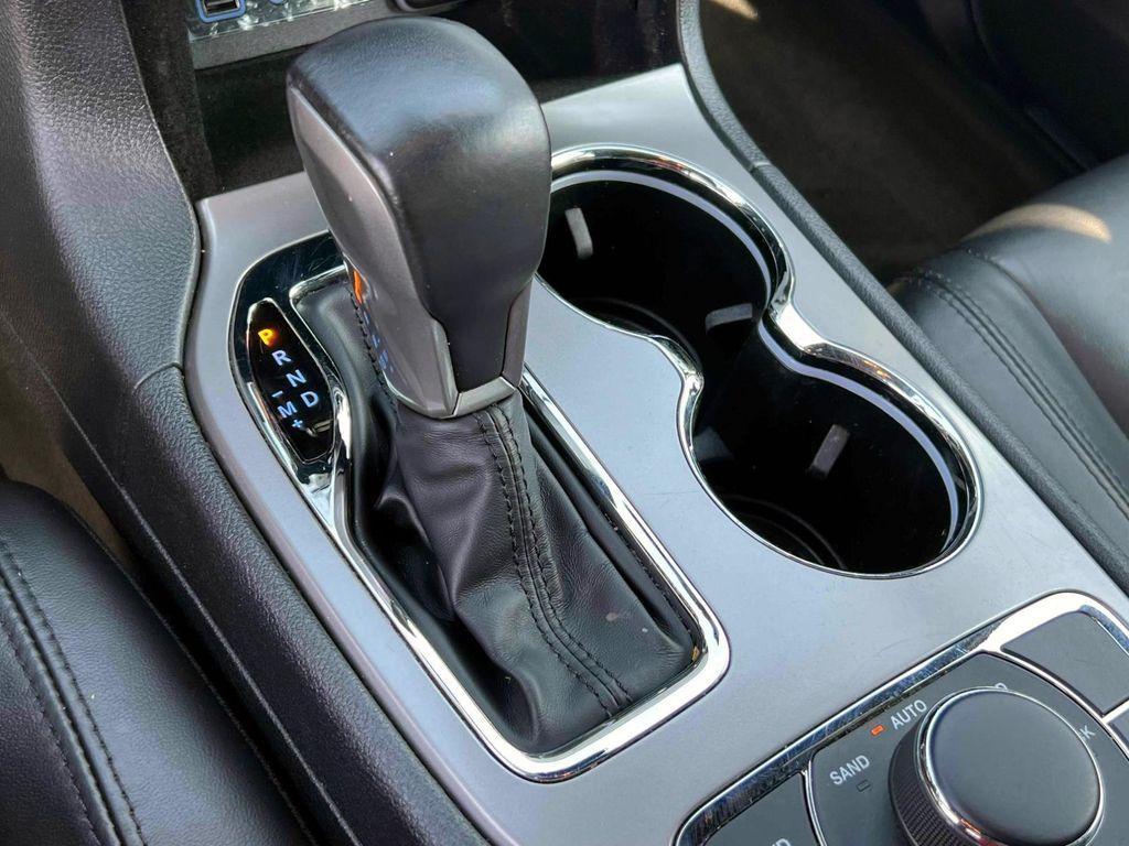 used 2022 Jeep Grand Cherokee WK car, priced at $25,327