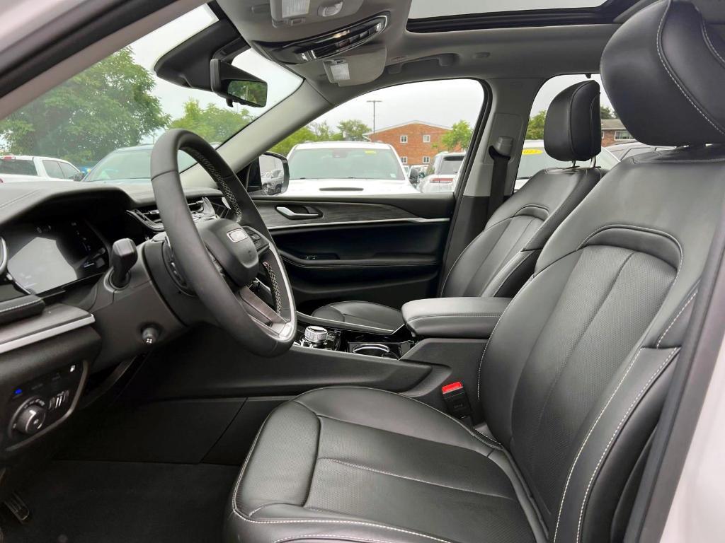 used 2023 Jeep Grand Cherokee 4xe car, priced at $30,495
