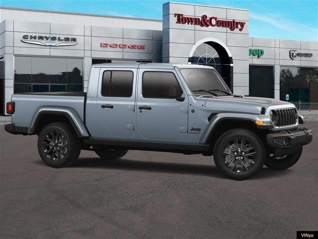 new 2025 Jeep Gladiator car, priced at $40,940