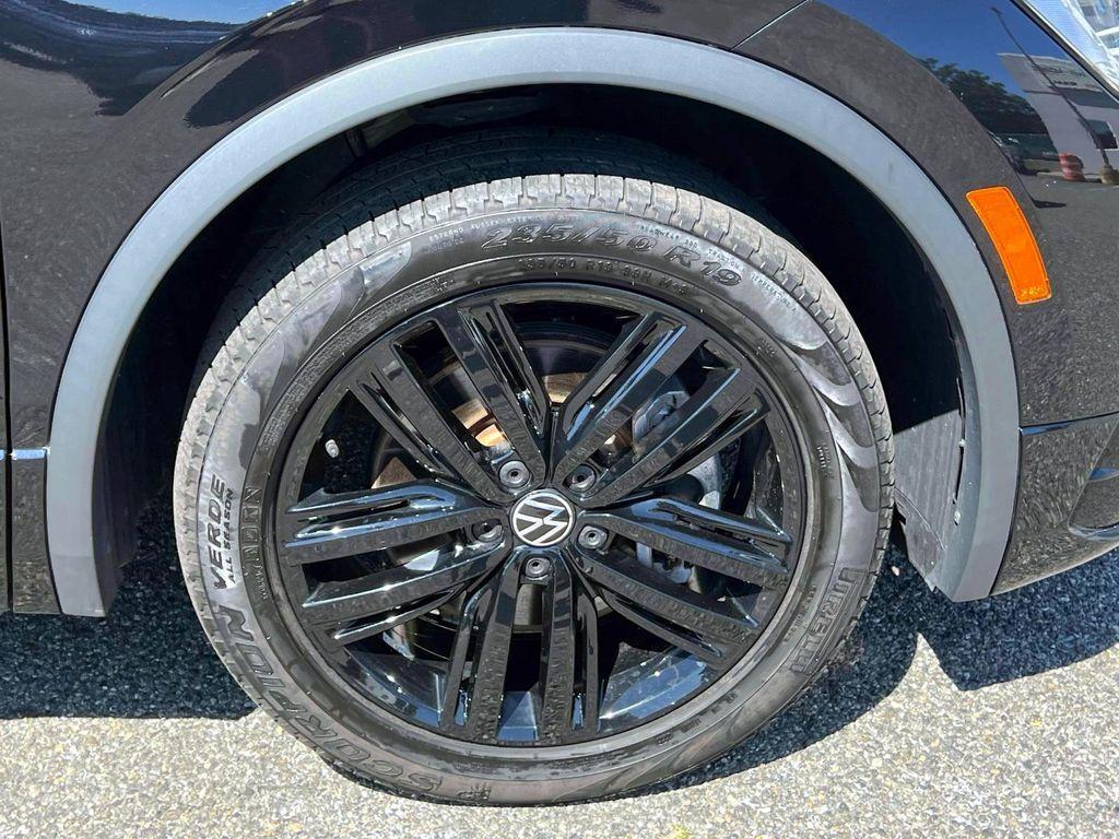 used 2022 Volkswagen Tiguan car, priced at $24,871