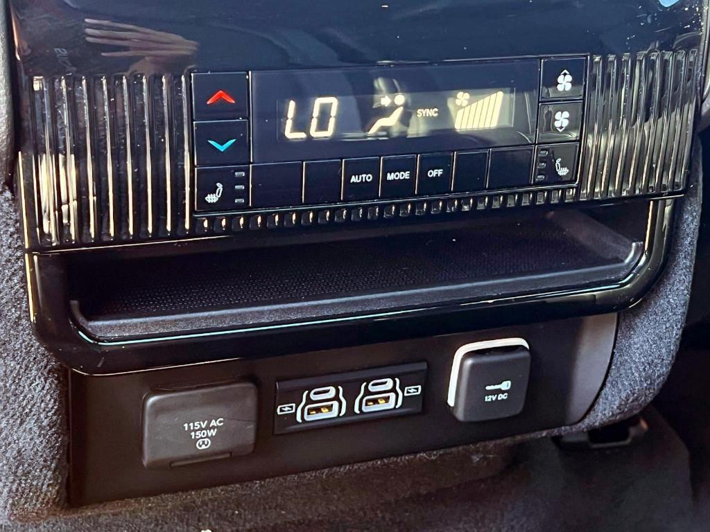 used 2022 Jeep Wagoneer car, priced at $45,110