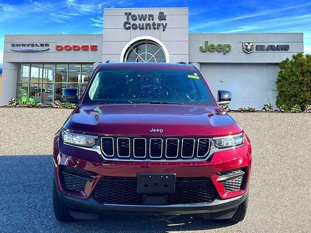 used 2023 Jeep Grand Cherokee car, priced at $28,995