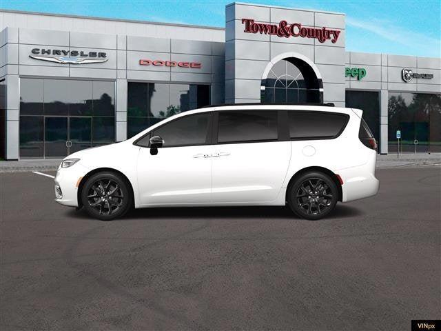 new 2025 Chrysler Pacifica car, priced at $53,540