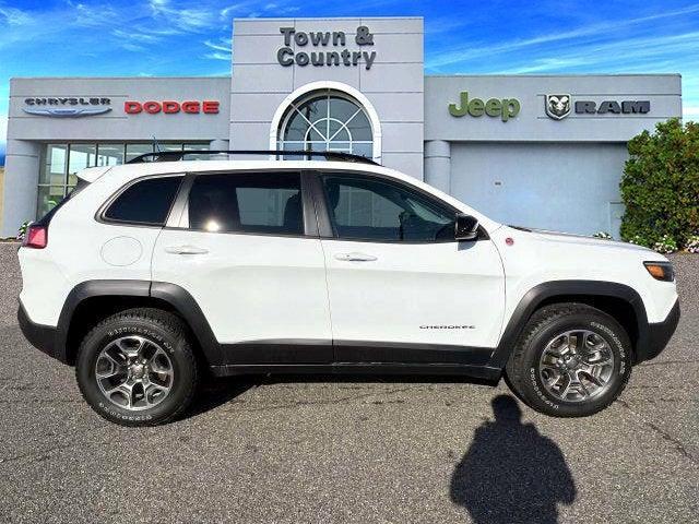 used 2022 Jeep Cherokee car, priced at $26,495