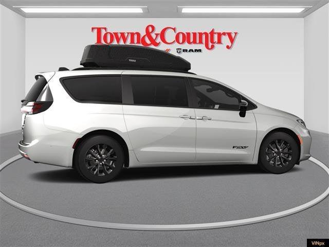 new 2025 Chrysler Pacifica car, priced at $44,957