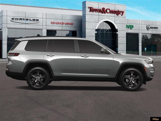 new 2024 Jeep Grand Cherokee L car, priced at $52,070