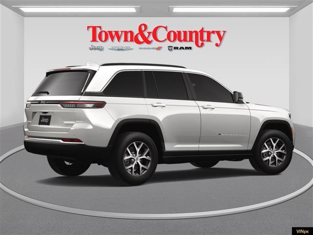new 2025 Jeep Grand Cherokee car, priced at $43,122