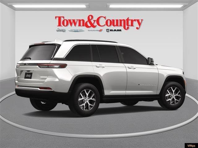 new 2025 Jeep Grand Cherokee car, priced at $43,122