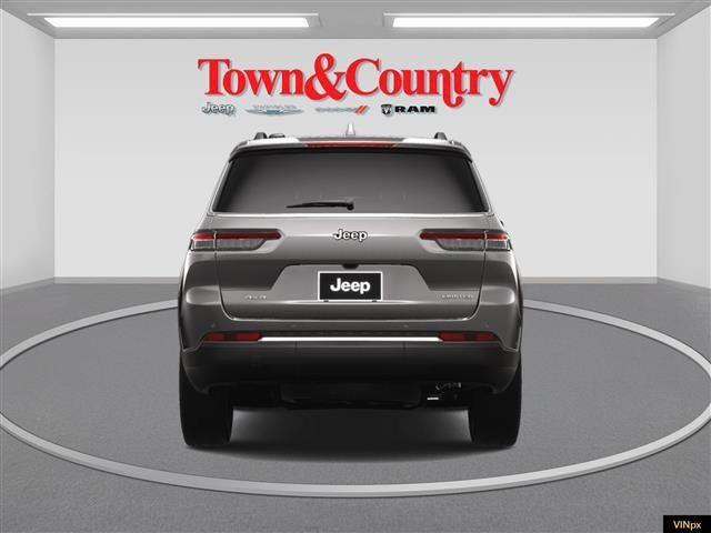 new 2025 Jeep Grand Cherokee L car, priced at $42,000