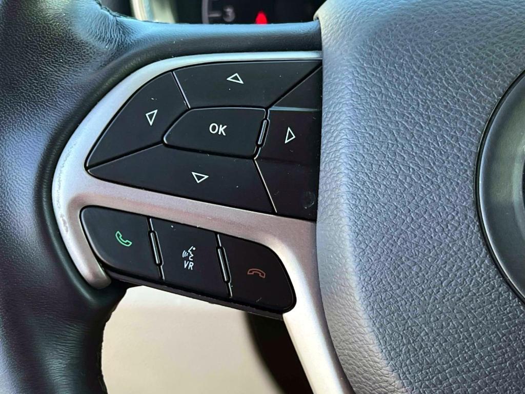 used 2022 Jeep Grand Cherokee WK car, priced at $26,345