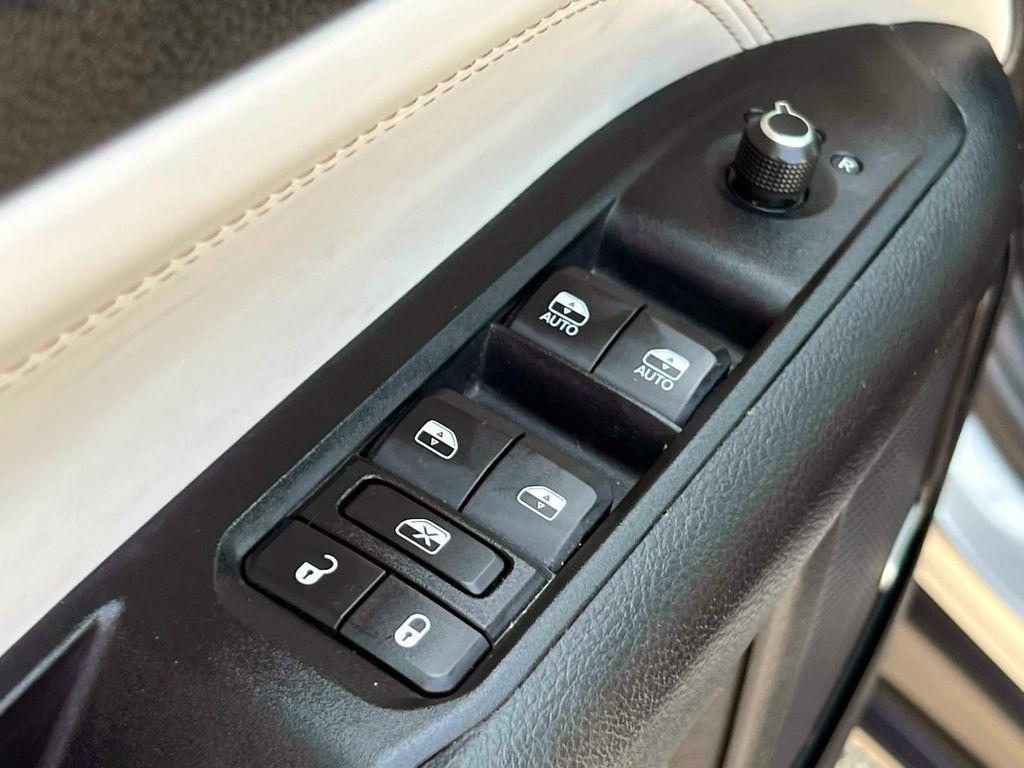 used 2022 Jeep Compass car, priced at $18,944