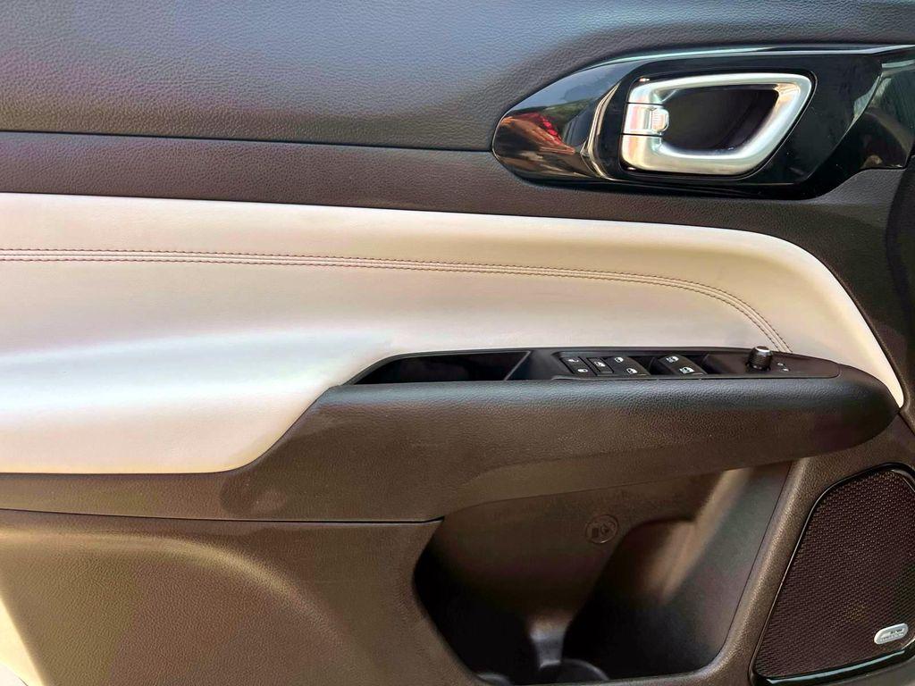 used 2022 Jeep Compass car, priced at $18,944