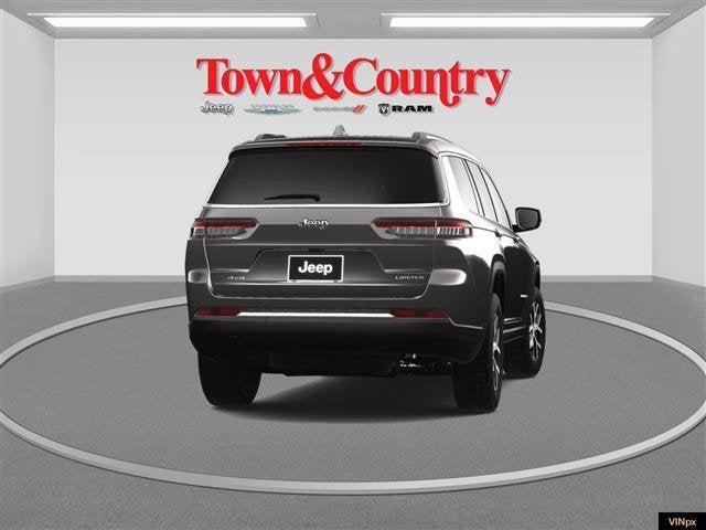 new 2025 Jeep Grand Cherokee L car, priced at $42,000
