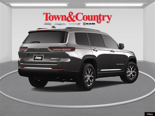 new 2025 Jeep Grand Cherokee L car, priced at $42,000