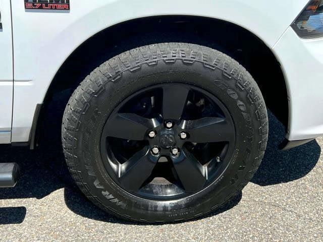 used 2019 Ram 1500 Classic car, priced at $21,958