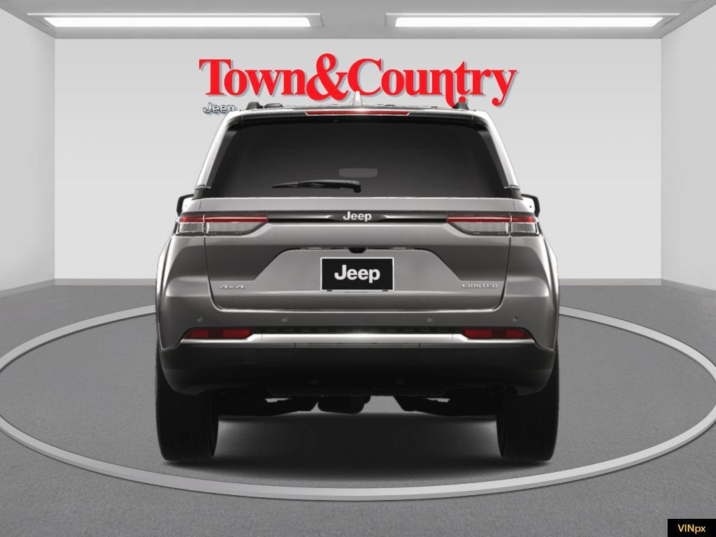 new 2025 Jeep Grand Cherokee car, priced at $43,717
