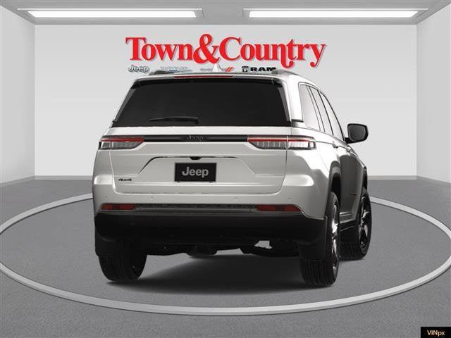 new 2025 Jeep Grand Cherokee car, priced at $42,960