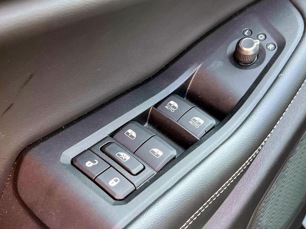 used 2023 Jeep Grand Cherokee L car, priced at $31,847