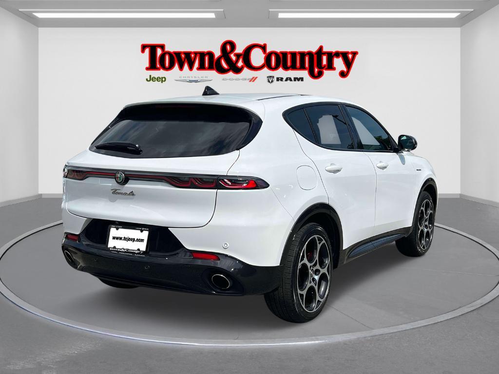 used 2024 Alfa Romeo Tonale car, priced at $27,329