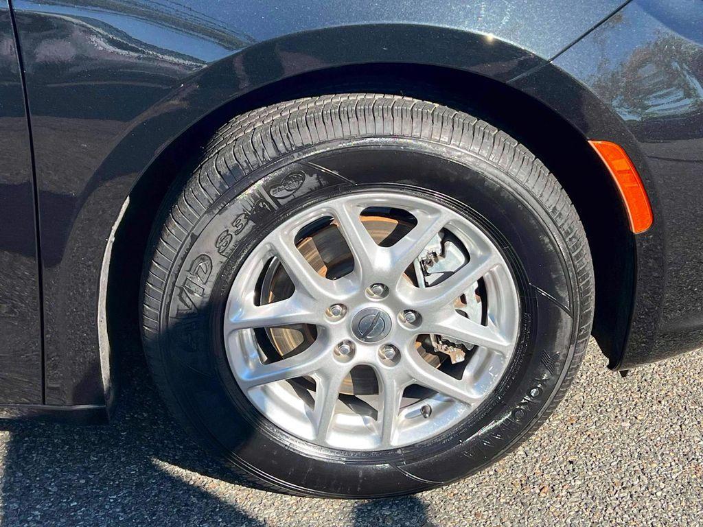 used 2023 Chrysler Pacifica car, priced at $22,954