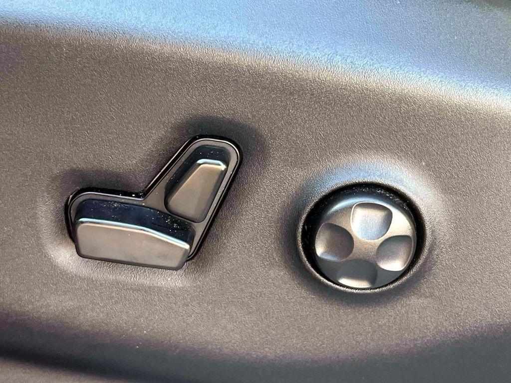 used 2023 Chrysler Pacifica car, priced at $22,954