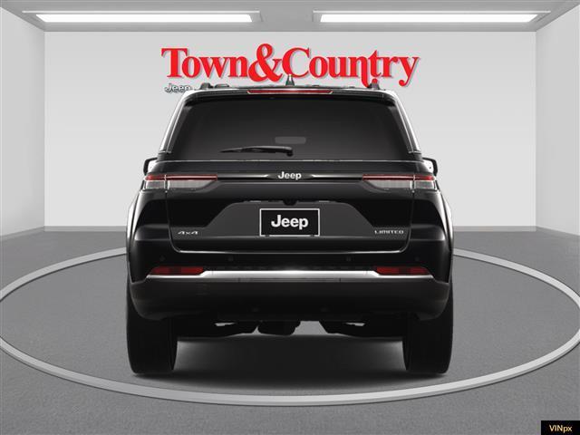 new 2025 Jeep Grand Cherokee car, priced at $47,760