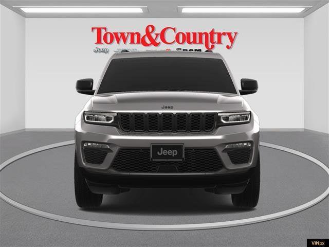 new 2025 Jeep Grand Cherokee car, priced at $47,490