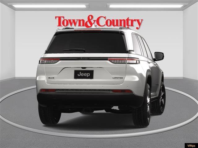 new 2025 Jeep Grand Cherokee car, priced at $44,380