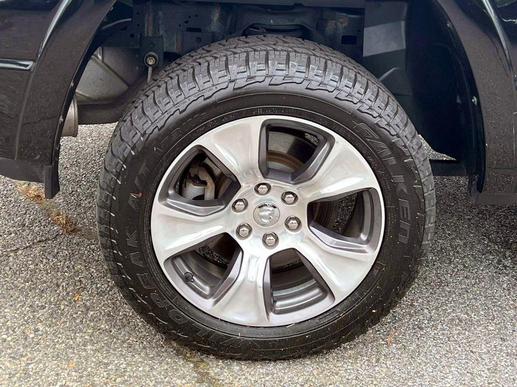 used 2021 Ram 1500 car, priced at $32,423