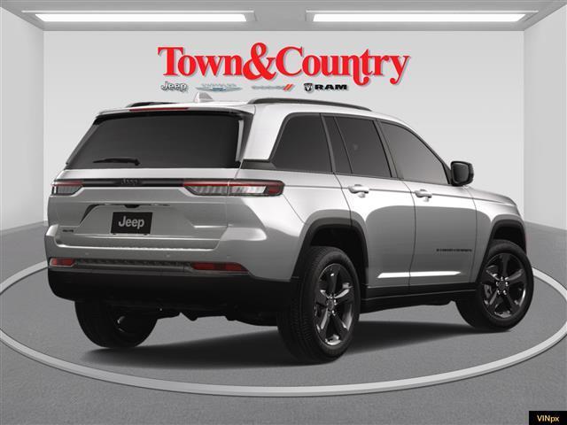 new 2025 Jeep Grand Cherokee car, priced at $45,380