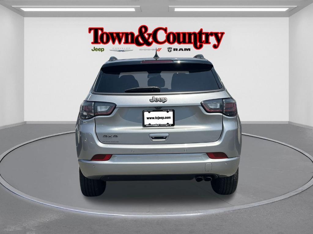 used 2022 Jeep Compass car, priced at $23,891