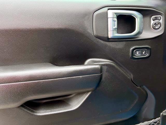 used 2022 Jeep Gladiator car, priced at $30,746