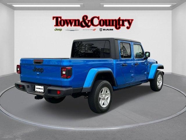 used 2022 Jeep Gladiator car, priced at $30,746