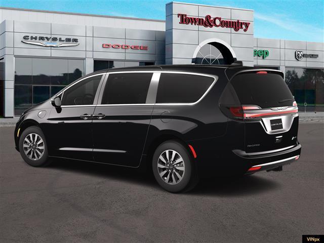 new 2025 Chrysler Pacifica Hybrid car, priced at $49,576