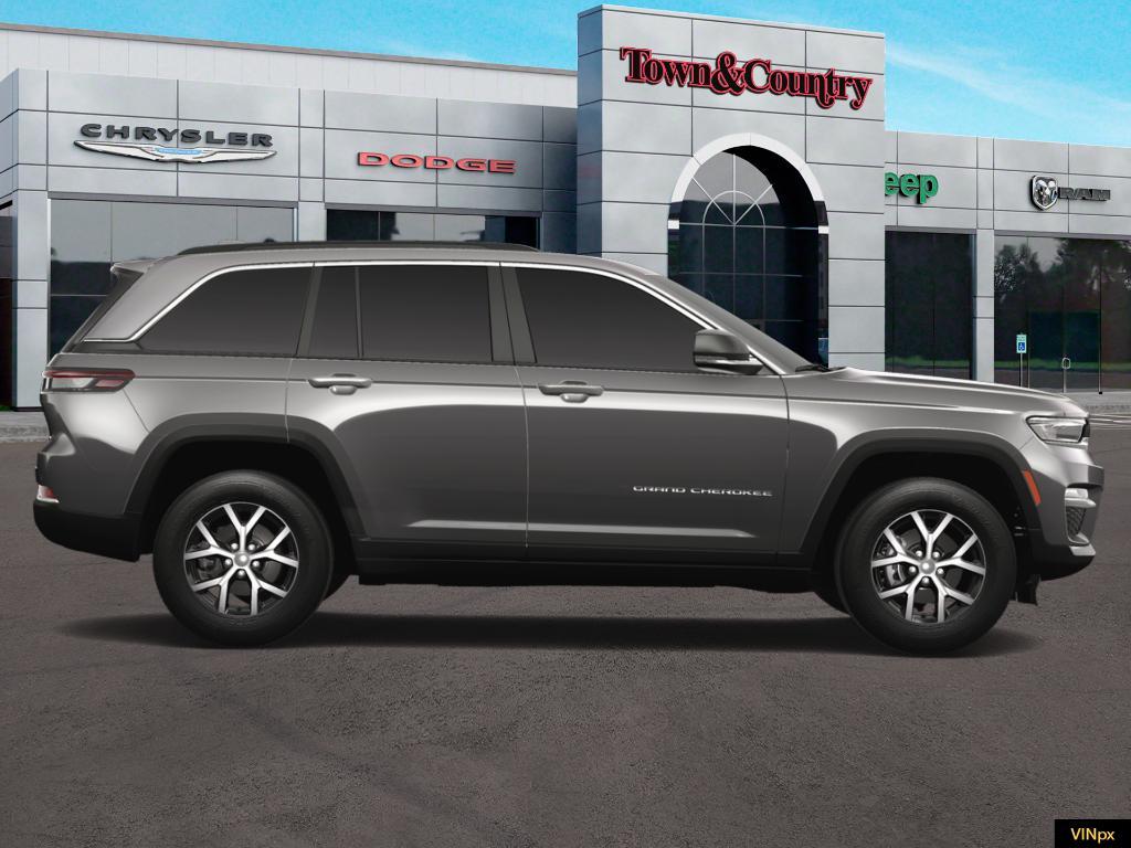 new 2025 Jeep Grand Cherokee car, priced at $44,681