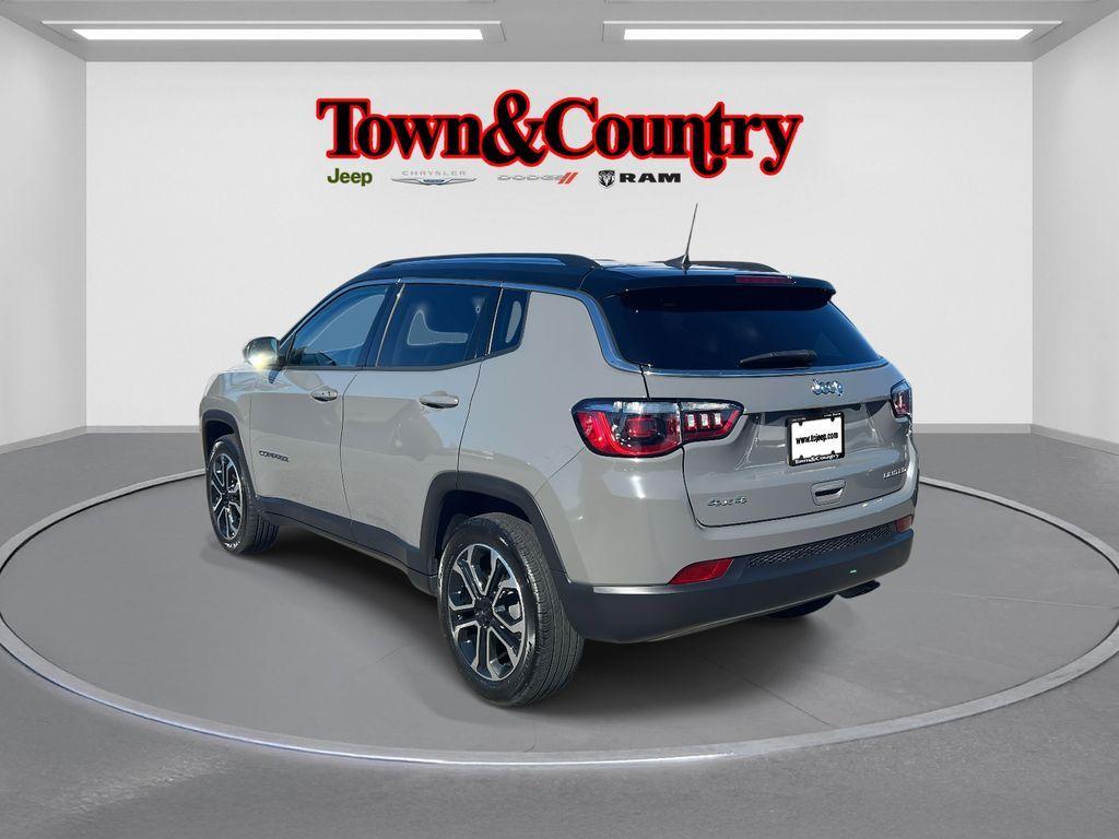 used 2022 Jeep Compass car, priced at $22,216