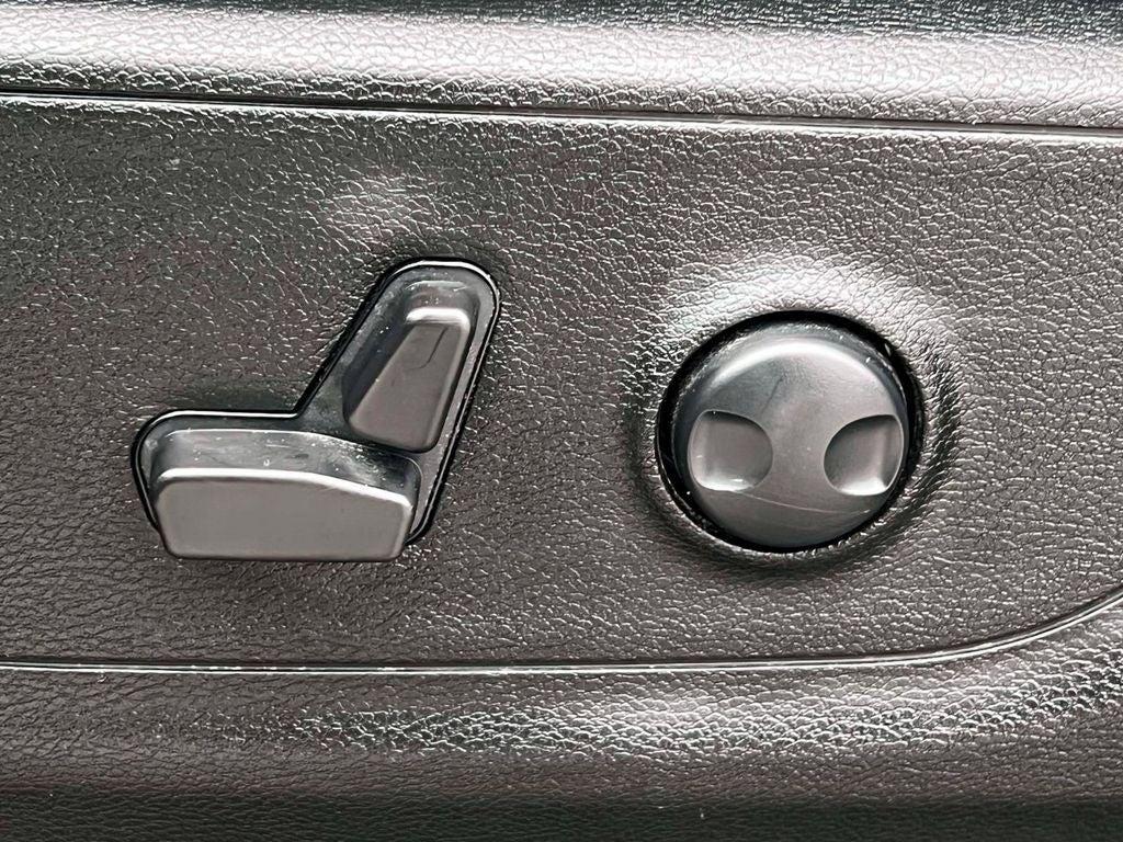 used 2023 Ram 1500 car, priced at $35,021