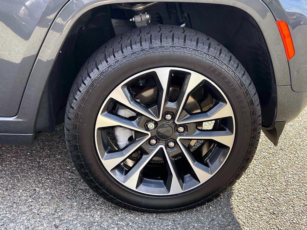 used 2022 Jeep Grand Cherokee car, priced at $32,557