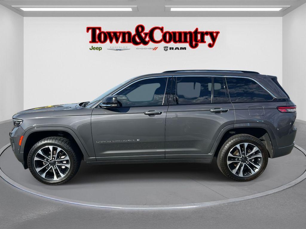 used 2022 Jeep Grand Cherokee car, priced at $32,557