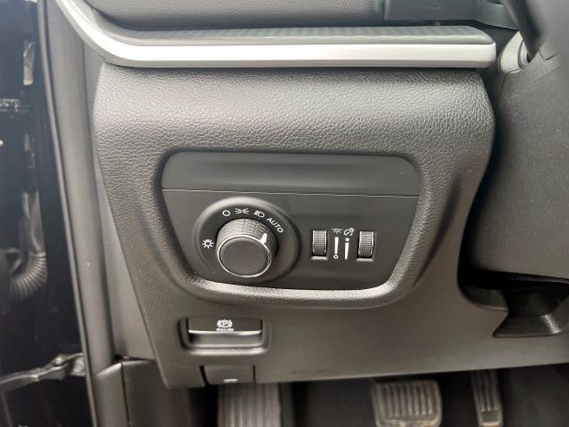 used 2023 Jeep Grand Cherokee car, priced at $36,995
