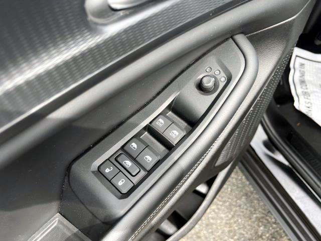 used 2023 Jeep Grand Cherokee car, priced at $36,995