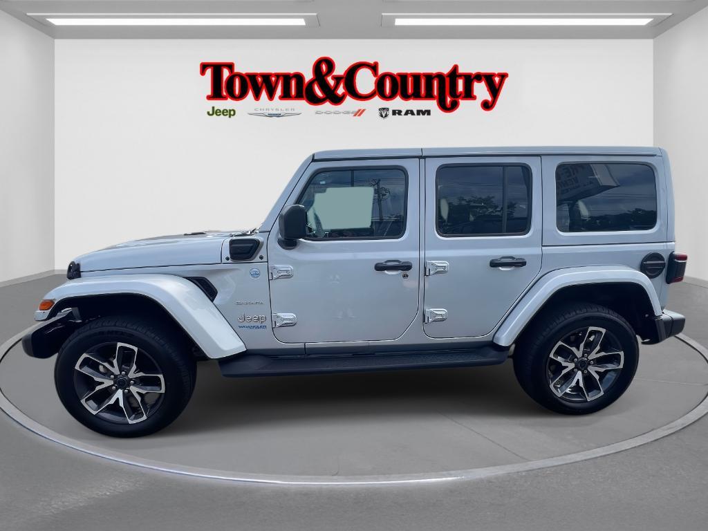 used 2022 Jeep Wrangler Unlimited 4xe car, priced at $31,090