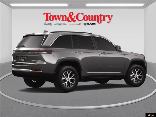 new 2025 Jeep Grand Cherokee car, priced at $47,495