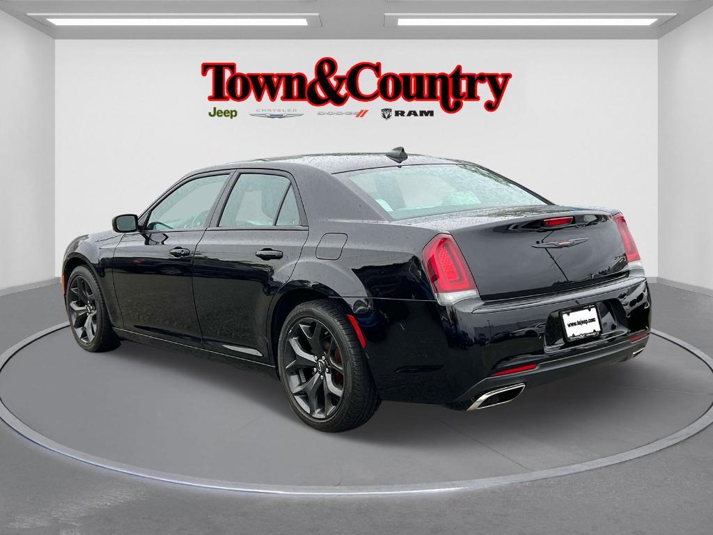used 2021 Chrysler 300 car, priced at $22,995